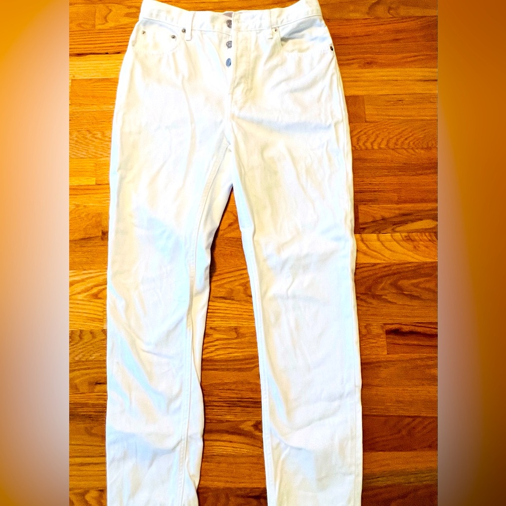 Everlane size 27 cheeky jean white button front